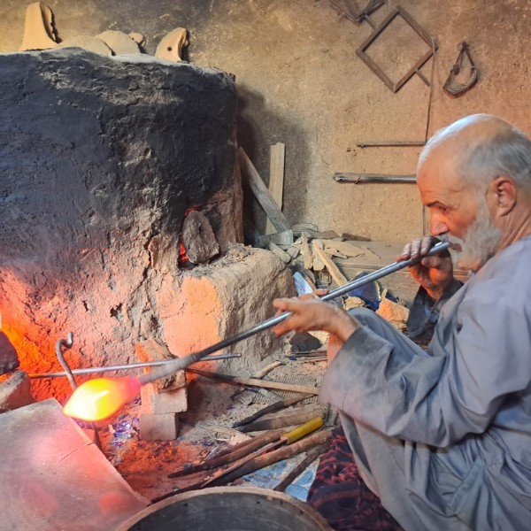 info about glassware from Afghanistan