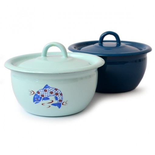 enamel bowl 17 cm with lid