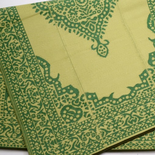 plastic carpet 150x240 cm oval, green