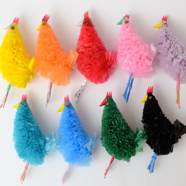 Huhn aus Plastiktüten, klein