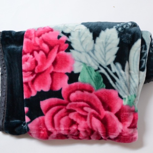 blanket polyester, S