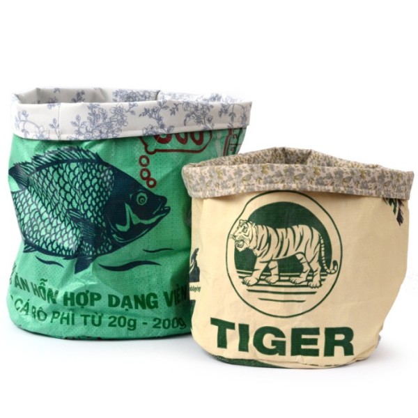 Körbe Korb aus Säcken