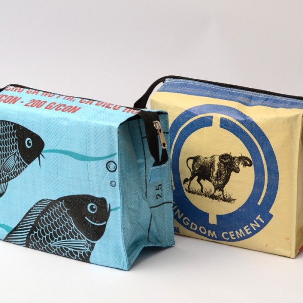 toiletry bag recycled, S