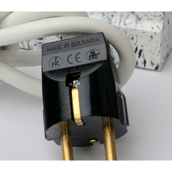 Elektrik dreifach Verteiler