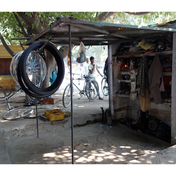 Bicycle clip for handle bar